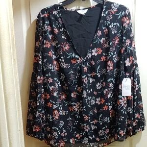 Time and Tru Black Floral Women's Top